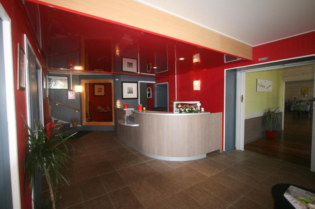 Le Sombernon Hotel 2*